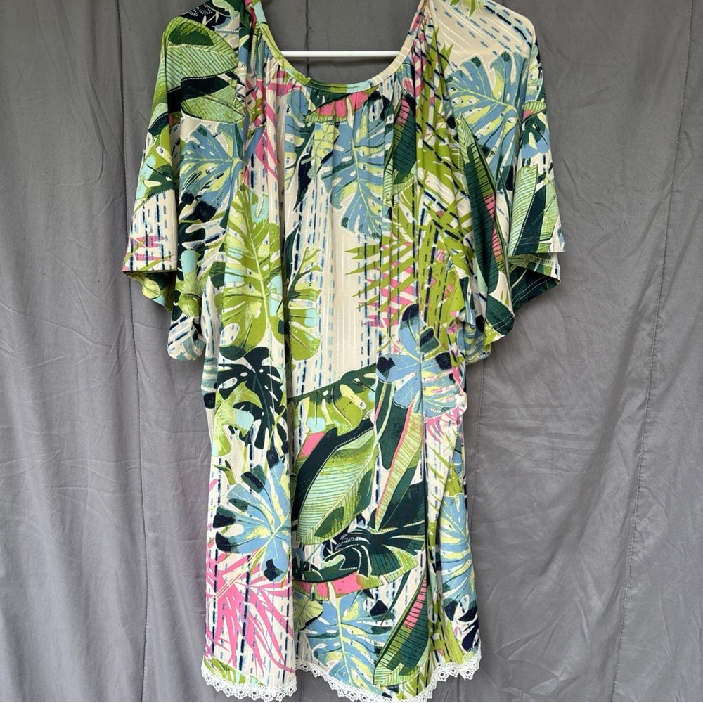 Green and Pink Ruffled Tunic - Picture 8 of 10